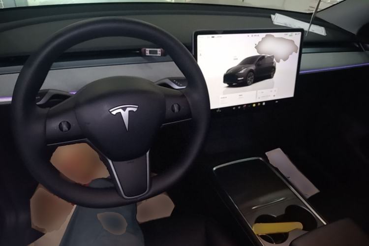 Used Tesla Model Y 2024 Rear-Wheel-Drive Version Center Console