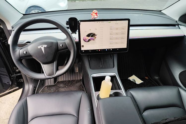 Used Tesla Model Y 2024 Rear-Wheel-Drive Version Center Console