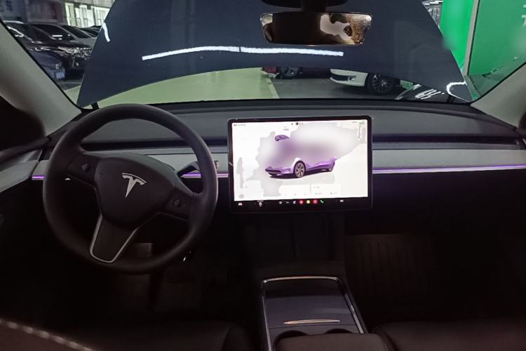 Used Tesla Model Y 2024 Rear-Wheel-Drive Version Center Console