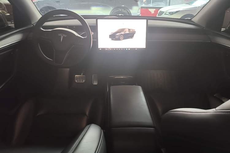 Used Tesla Model Y 2024 Rear-Wheel-Drive Version Center Console
