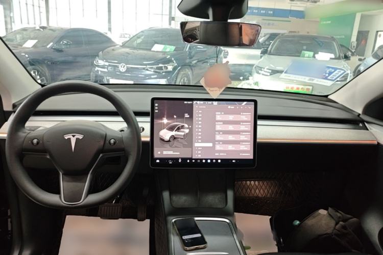 Used Tesla Model Y 2024 Rear-Wheel-Drive Version Center Console