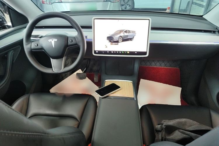 Used Tesla Model Y 2024 Rear-Wheel-Drive Version Center Console