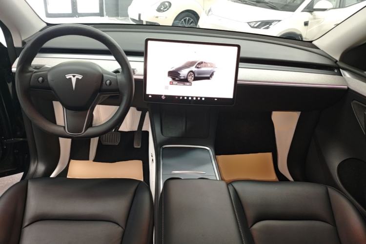 Used Tesla Model Y 2024 Rear-Wheel-Drive Version Center Console