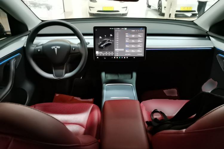 Used Tesla Model Y 2024 Rear-Wheel-Drive Version Center Console