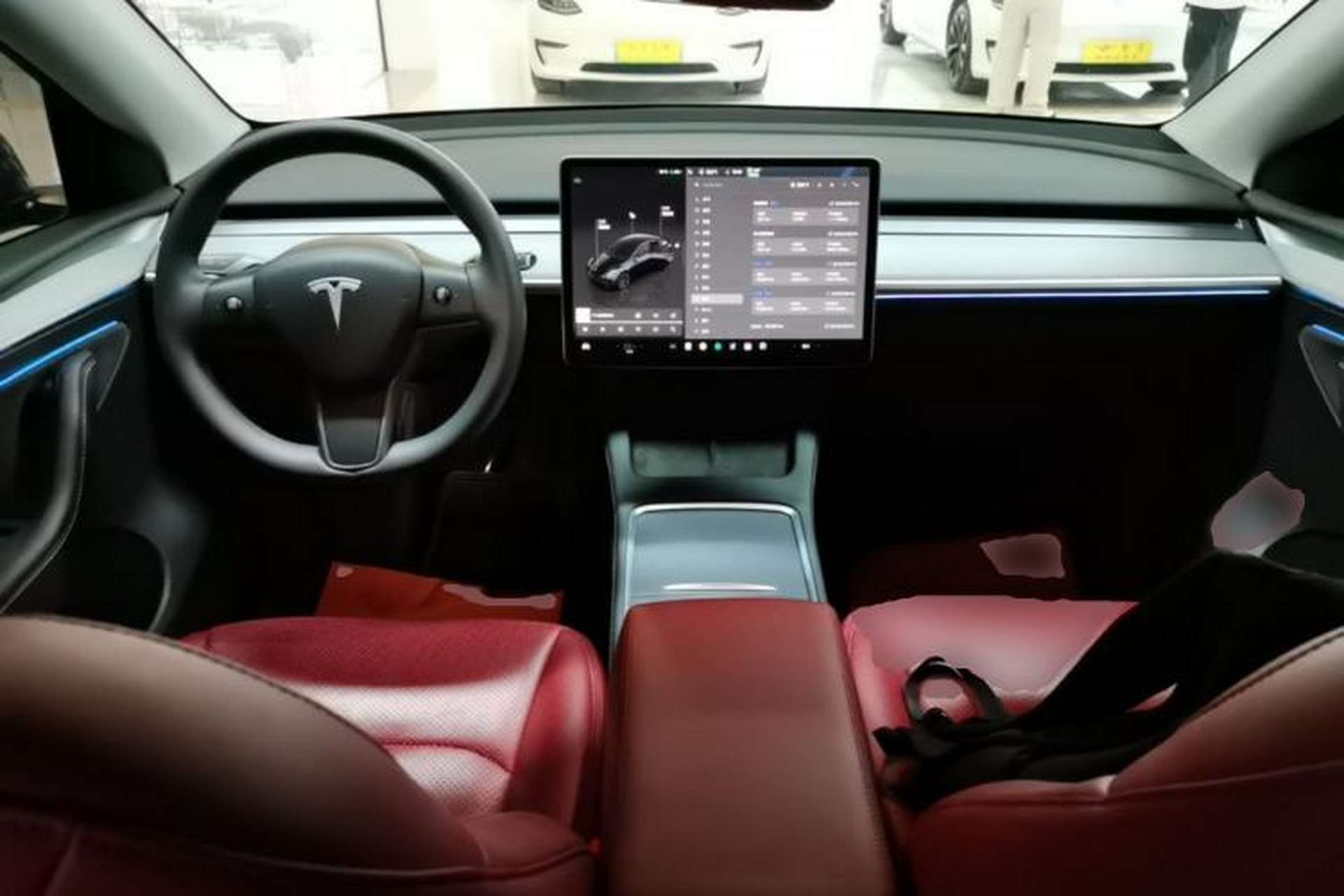 Used Tesla Model Y 2024 Rear-Wheel-Drive Version Center Console