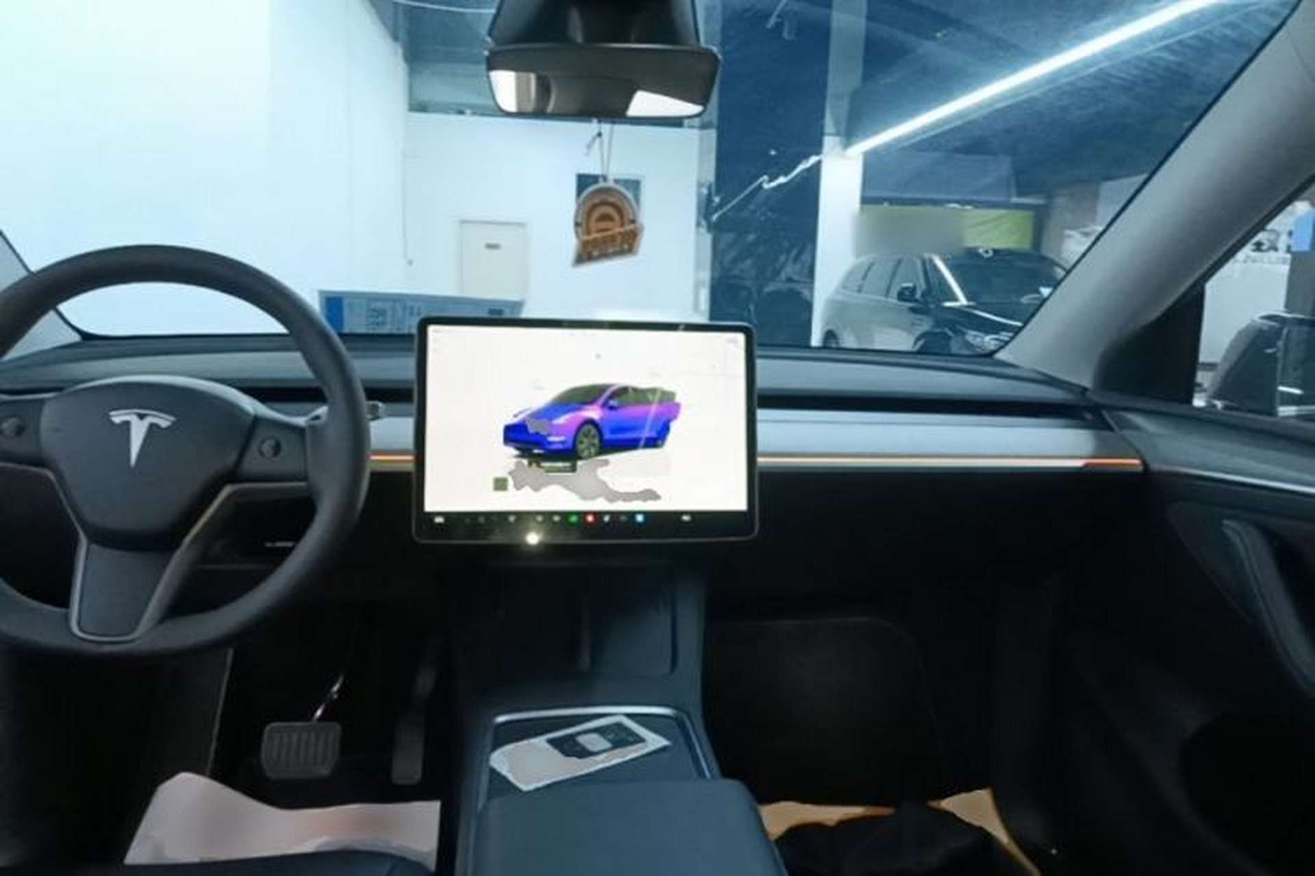 Used Tesla Model Y 2024 Rear-Wheel-Drive Version Center Console