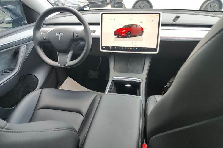 Used Tesla Model Y 2024 Rear-Wheel-Drive Version Center Console