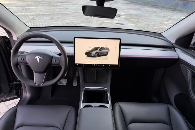 Used Tesla Model Y 2024 Rear-Wheel-Drive Version Center Console