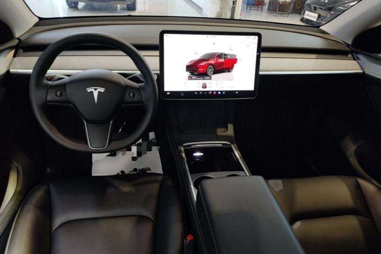 Used Tesla Model Y 2024 Rear-Wheel-Drive Version Center Console