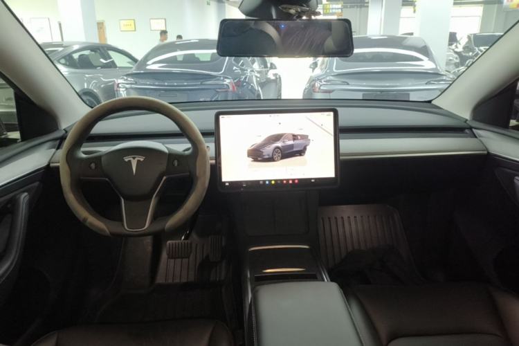 Used Tesla Model Y 2024 Rear-Wheel-Drive Version Center Console