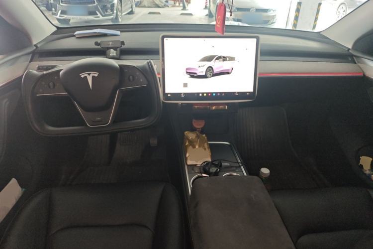 Used Tesla Model Y 2024 Rear-Wheel-Drive Version Center Console