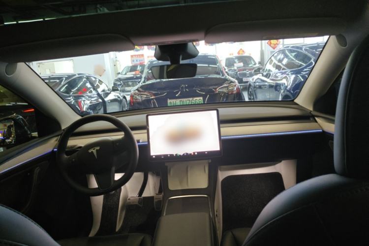 Used Tesla Model Y 2024 Rear-Wheel-Drive Version Center Console