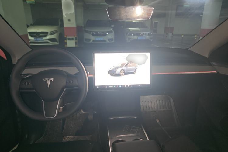 Used Tesla Model Y 2024 Rear-Wheel-Drive Version Center Console
