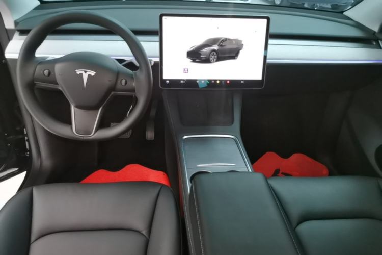 Used Tesla Model Y 2024 Rear-Wheel-Drive Version Center Console