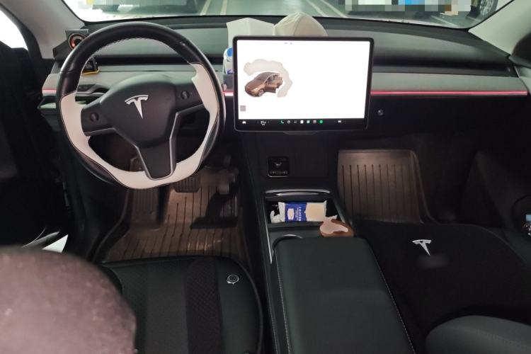 Used Tesla Model Y 2024 Rear-Wheel-Drive Version Center Console
