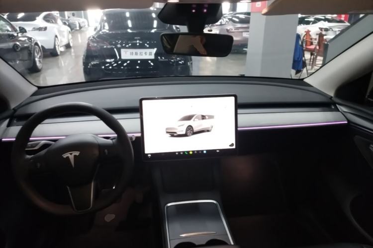 Used Tesla Model Y 2024 Rear-Wheel-Drive Version Center Console