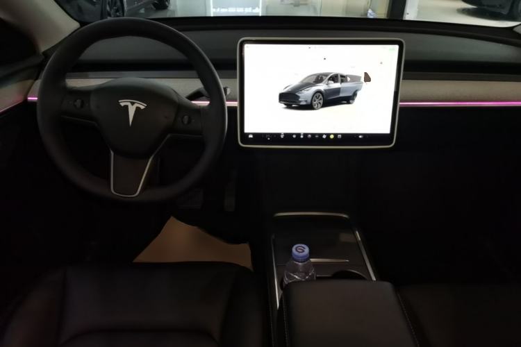 Used Tesla Model Y 2024 Rear-Wheel-Drive Version Center Console