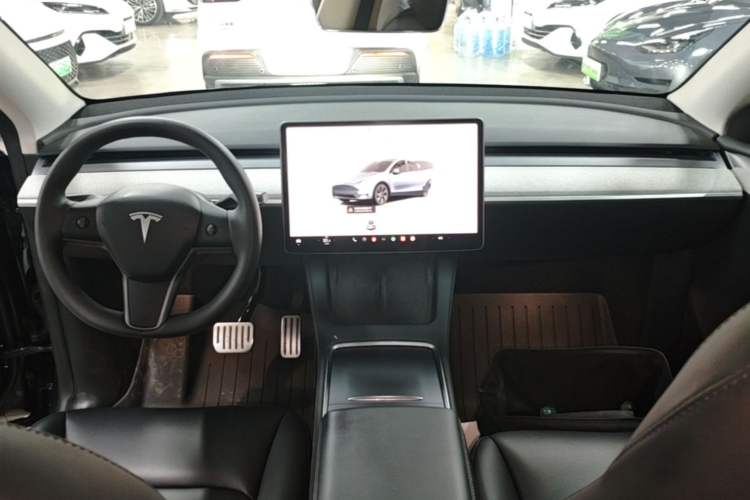 Used Tesla Model Y 2024 Rear-Wheel-Drive Version Center Console