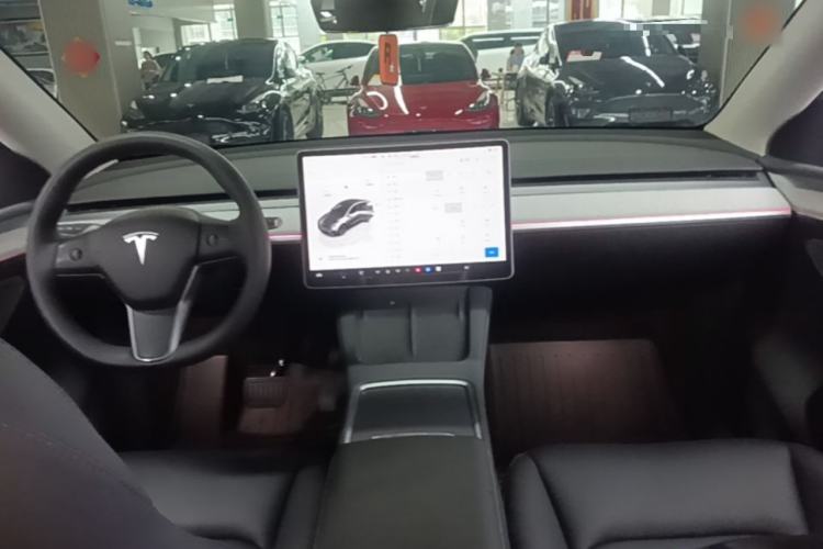 Used Tesla Model Y 2024 Rear-Wheel-Drive Version Center Console
