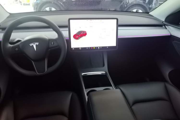 Used Tesla Model Y 2024 Rear-Wheel-Drive Version Center Console