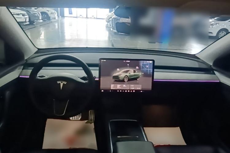Used Tesla Model Y 2024 Rear-Wheel-Drive Version Center Console