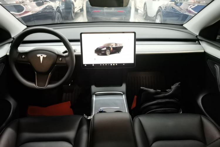 Used Tesla Model Y 2024 Rear-Wheel-Drive Version Center Console