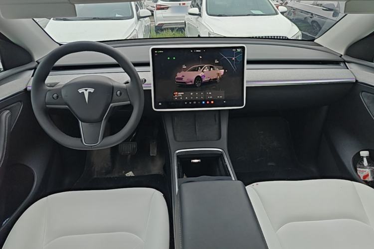 Used Tesla Model Y 2024 Rear-Wheel-Drive Version Center Console