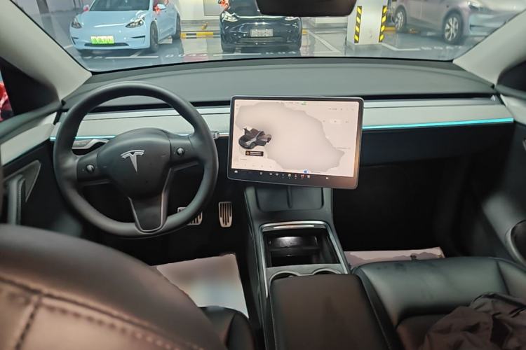 Used Tesla Model Y 2024 Rear-Wheel-Drive Version Center Console