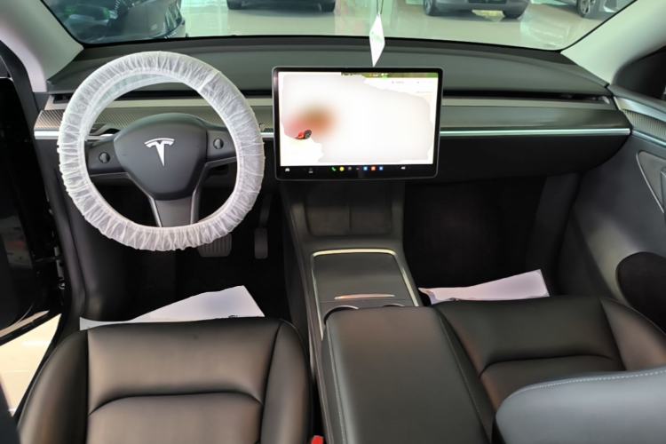 Used Tesla Model Y 2024 Rear-Wheel-Drive Version Center Console