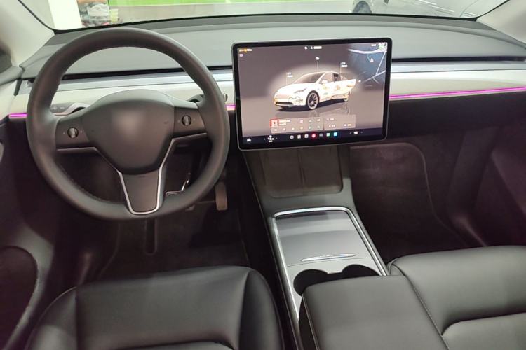 Used Tesla Model Y 2024 Rear-Wheel-Drive Version Center Console