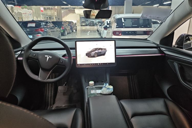 Used Tesla Model Y 2024 Rear-Wheel-Drive Version Center Console