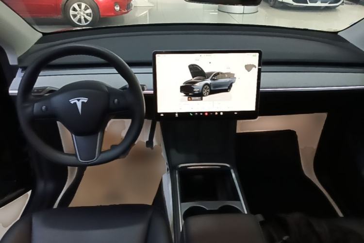 Used Tesla Model Y 2024 Rear-Wheel-Drive Version Center Console