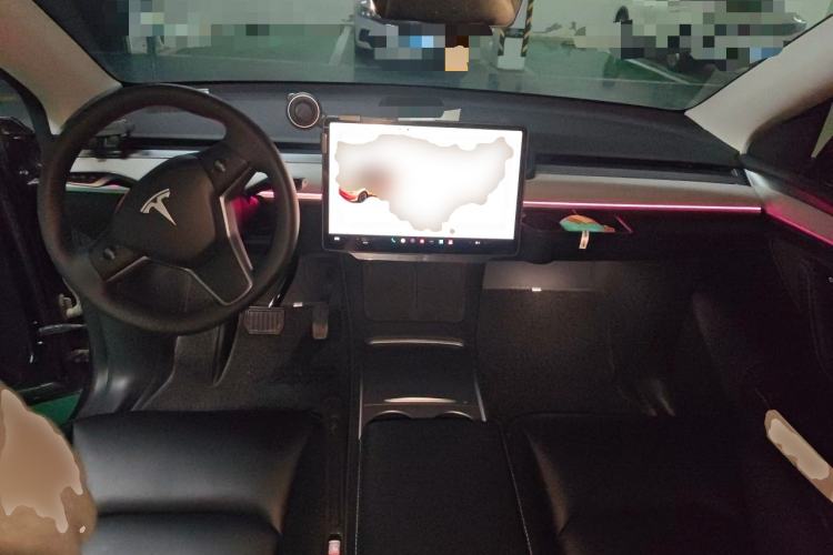 Used Tesla Model Y 2024 Rear-Wheel-Drive Version Center Console