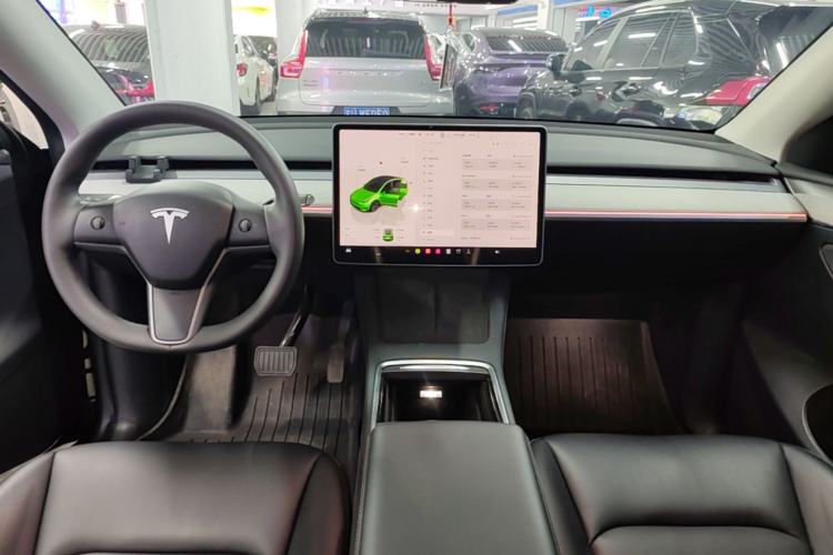 Used Tesla Model Y 2024 Rear-Wheel-Drive Version Center Console