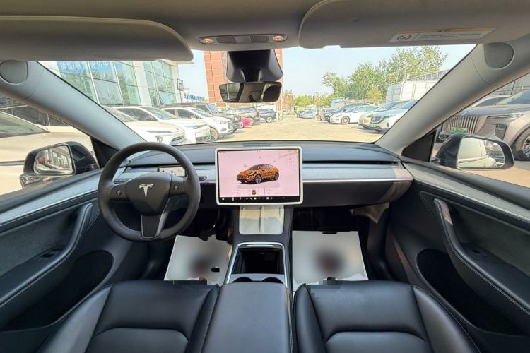 Used Tesla Model Y 2024 Rear-Wheel-Drive Version Center Console