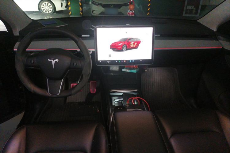 Used Tesla Model Y 2024 Rear-Wheel-Drive Version Center Console
