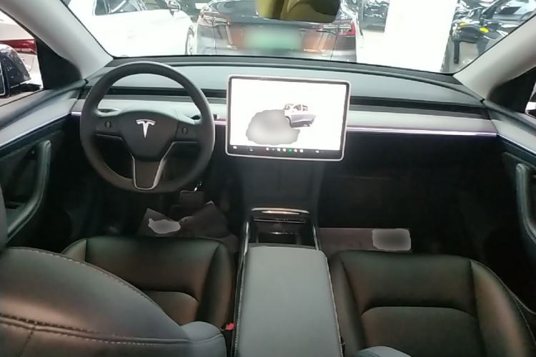 Used Tesla Model Y 2024 Rear-Wheel-Drive Version Center Console
