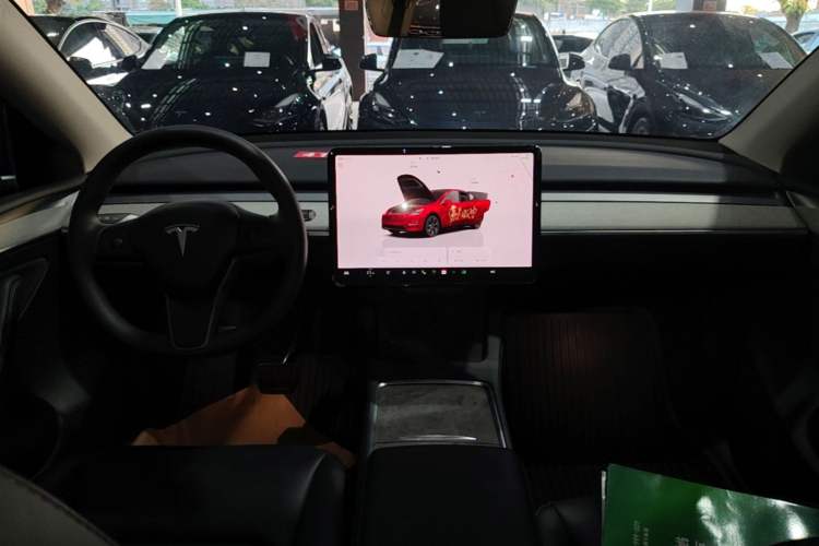 Used Tesla Model Y 2024 Rear-Wheel-Drive Version Center Console