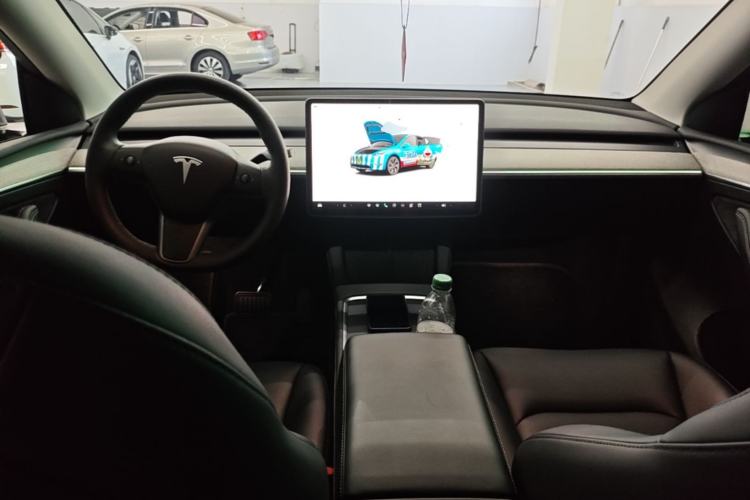 Used Tesla Model Y 2024 Rear-Wheel-Drive Version Center Console
