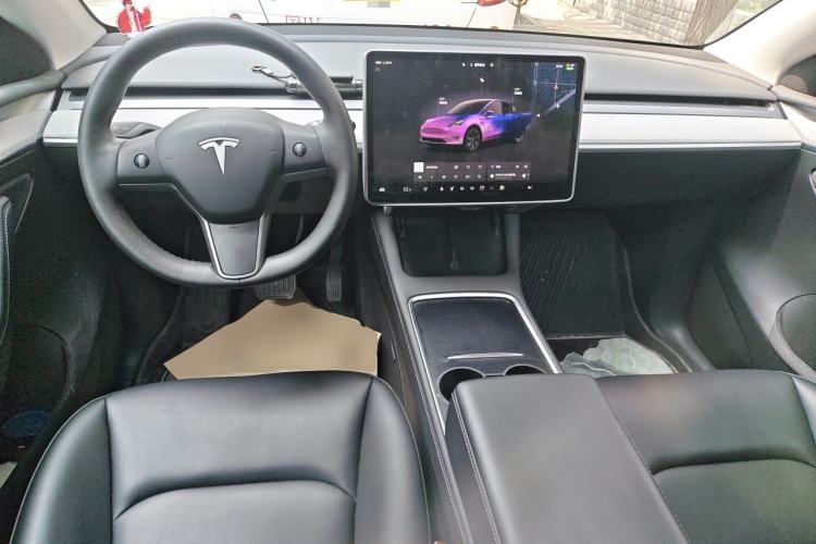 Used Tesla Model Y 2024 Rear-Wheel-Drive Version Center Console