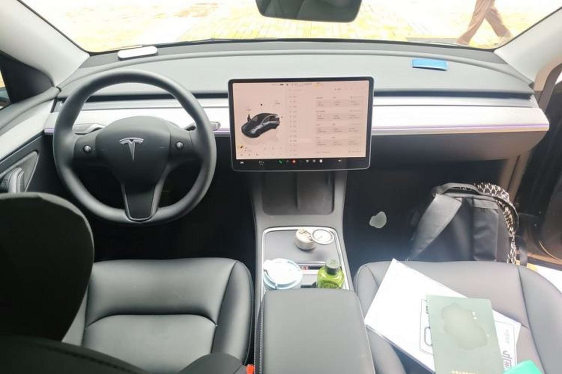 Used Tesla Model Y 2024 Rear-Wheel-Drive Version Center Console