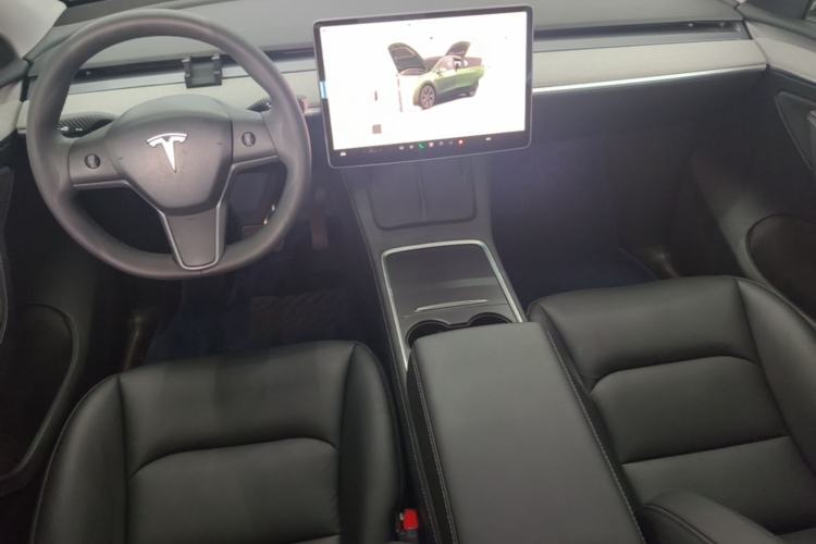 Used Tesla Model Y 2024 Rear-Wheel-Drive Version Center Console
