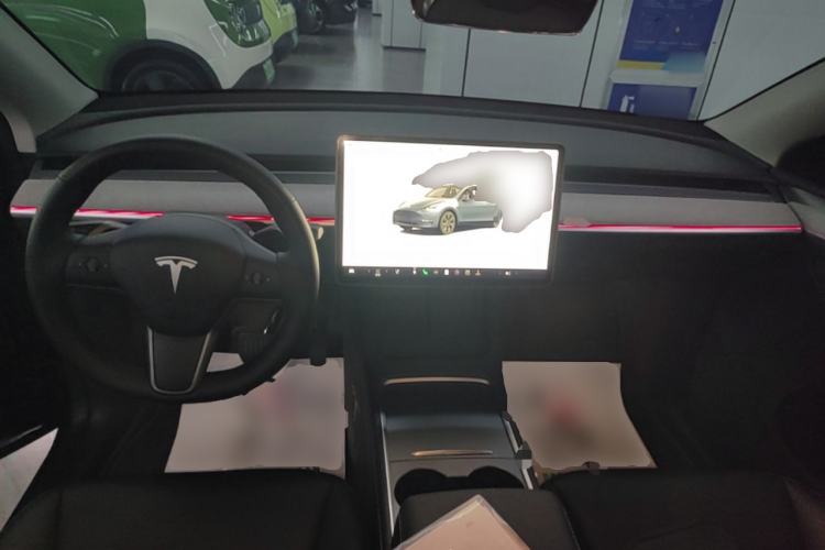 Used Tesla Model Y 2024 Rear-Wheel-Drive Version Center Console