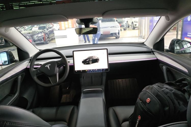 Used Tesla Model Y 2024 Rear-Wheel-Drive Version Center Console