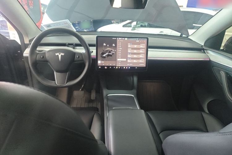 Used Tesla Model Y 2024 Rear-Wheel-Drive Version Center Console