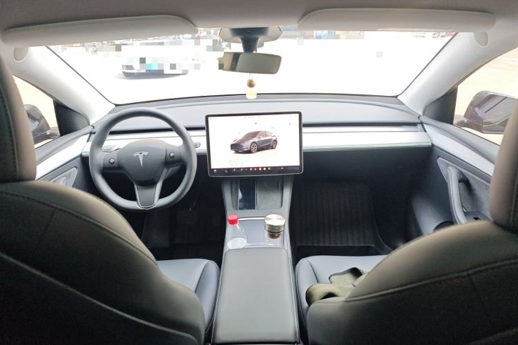 Used Tesla Model Y 2024 Rear-Wheel-Drive Version Center Console