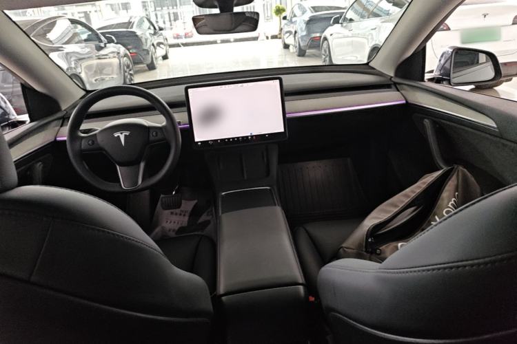 Used Tesla Model Y 2024 Rear-Wheel-Drive Version Center Console