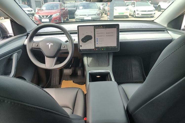 Used Tesla Model Y 2024 Rear-Wheel-Drive Version Center Console