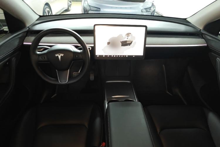 Used Tesla Model Y 2024 Rear-Wheel-Drive Version Center Console