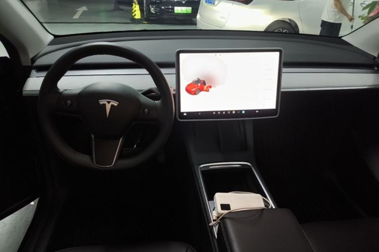 Used Tesla Model Y 2024 Rear-Wheel-Drive Version Center Console